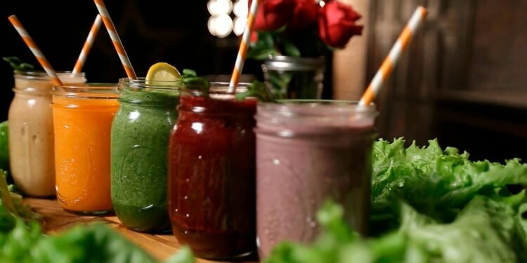 21 Tage Smoothie-Diät: Erfahrung, Plan & Rezepte zum Abnehmen