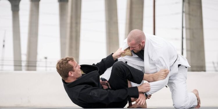 BJJ vs. Jiu Jitsu – Die Unterschiede einfach erklärt